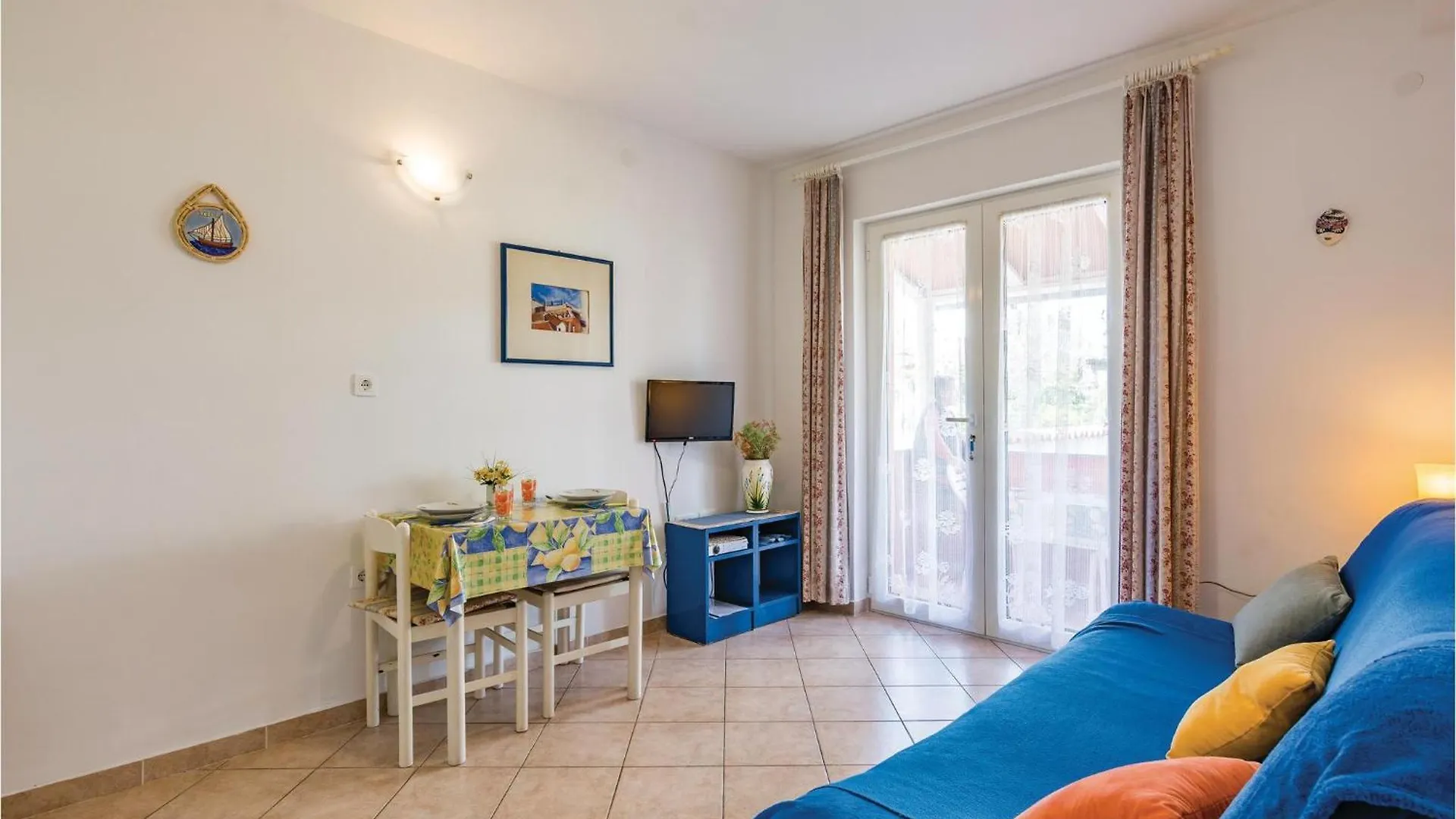 1 Bedroom Lovely Apartment In Rovinj Croatia