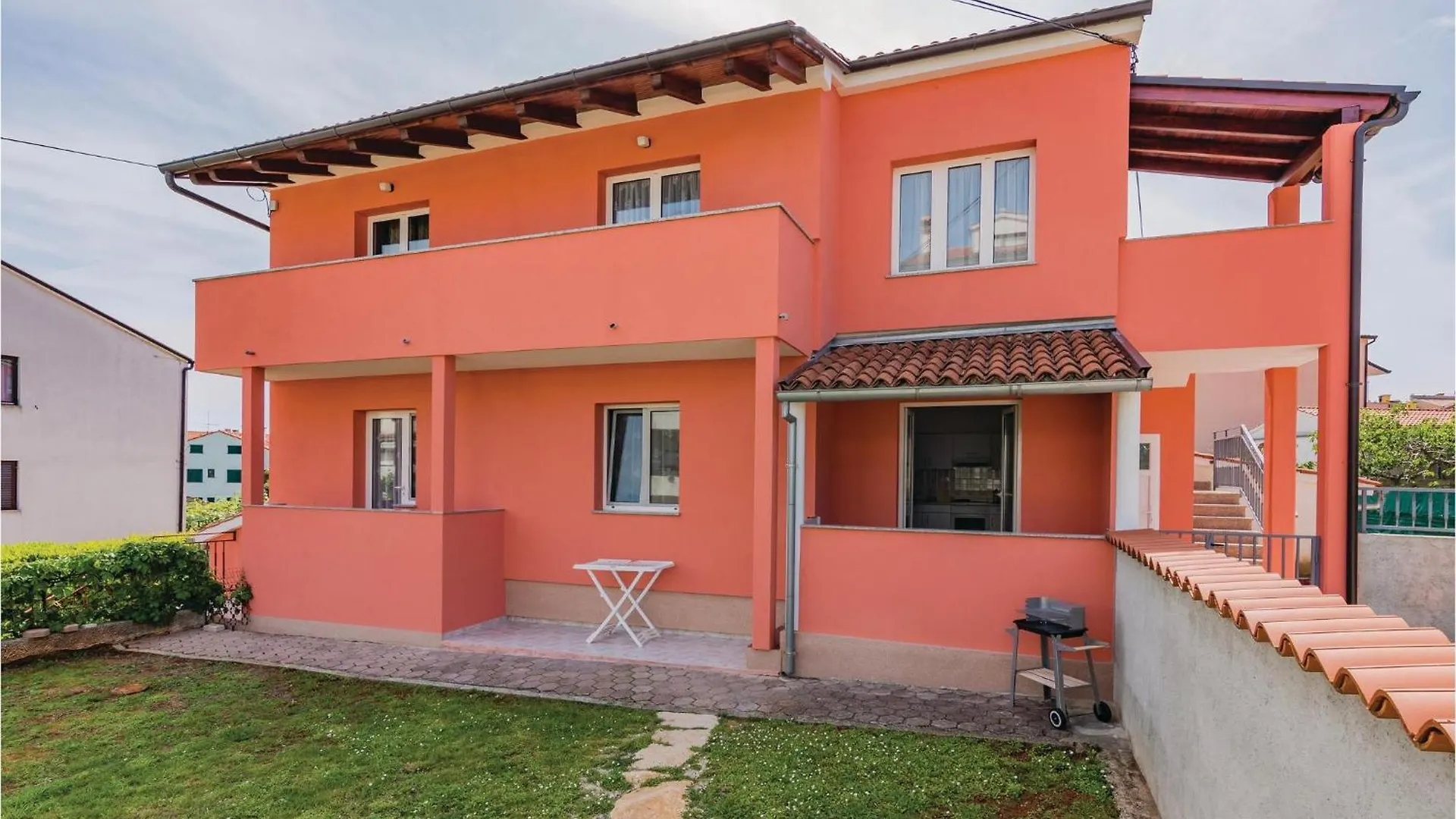 1 Bedroom Lovely Apartment In Rovinj